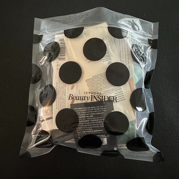 Sephora Sample Bag includes Nest soap and body cream - Picture 10 of 15